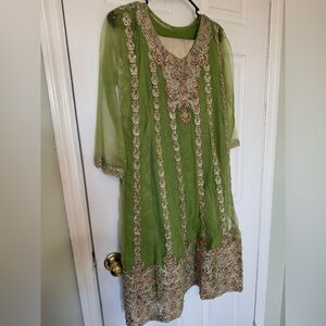 Elegant Green Embroidered Dress - brand new, never worn